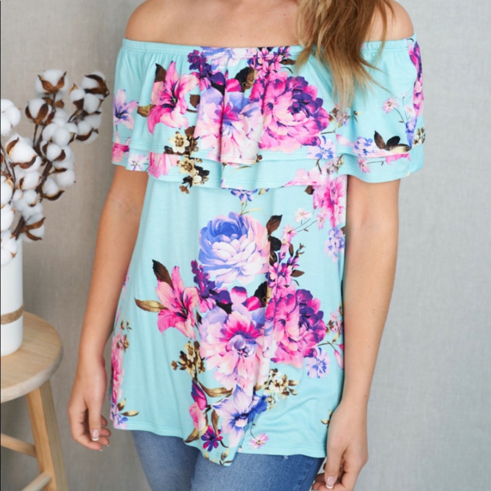 🦄 Host Pick 🦄 Spring into Action Top